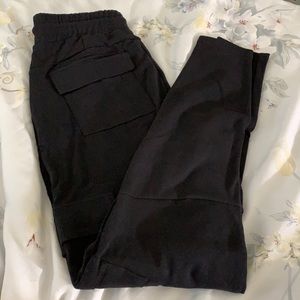 Alphalete Identity Cargo